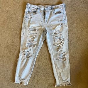 American Eagle Mom Jean